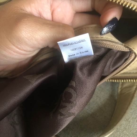 Authentic MCM Vicetos tote - Picture 7 of 8